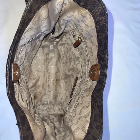 Michael Kors Large Fulton Shoulder Hobo Handbag Brown Signature Leather XLNT - Picture 8 of 8